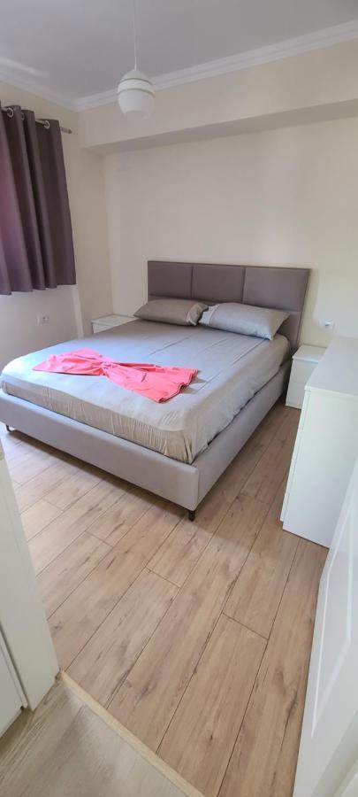 Brand New Apartment Gjirokastër מראה חיצוני תמונה